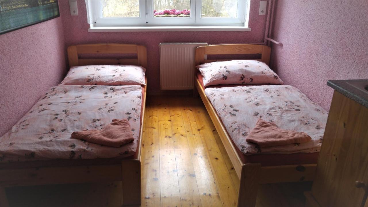 Penzion Apartmany Becov Bečov nad Teplou Extérieur photo